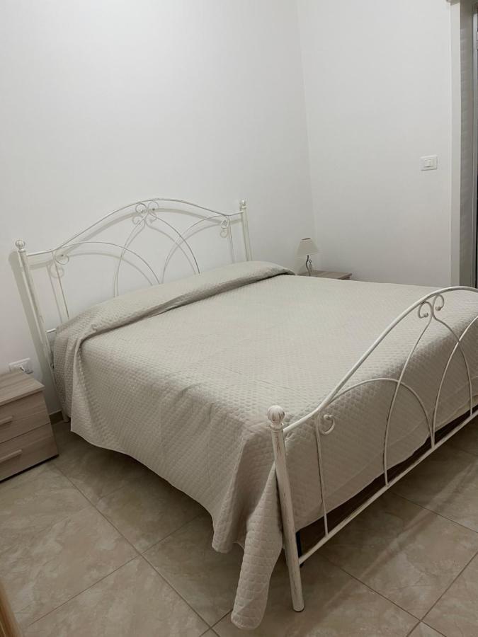 Ferienwohnung Emilu A Mare Marina di Schiavonea Exterior foto